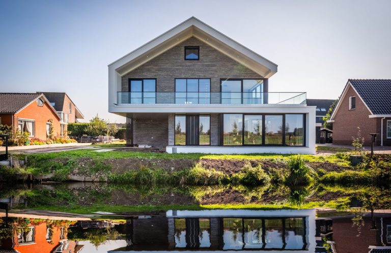 Unieke nieuwbouw villa in Berkel en Rodenrijs